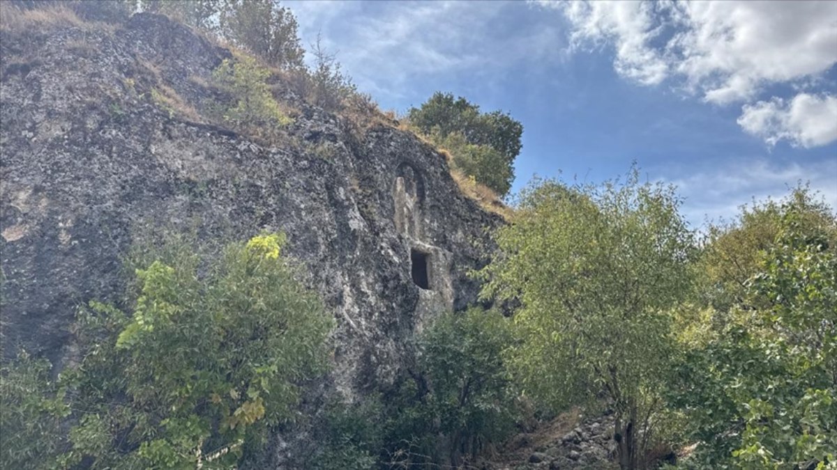 Adıyaman’da Roma dönemine ait 1700 yıllık oda mezar bulundu
